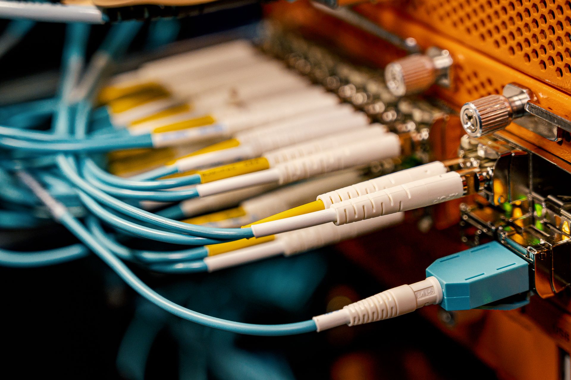 Pekerjaan Instalasi Kabel Rumah dan Pemeliharaannya