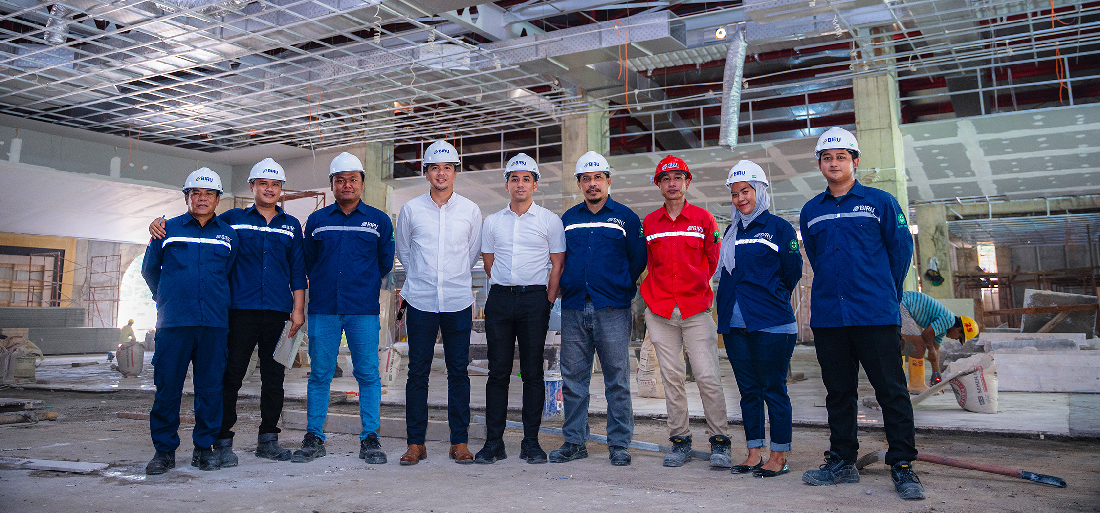 Foto Bersama Tim Manajemen Proyek
