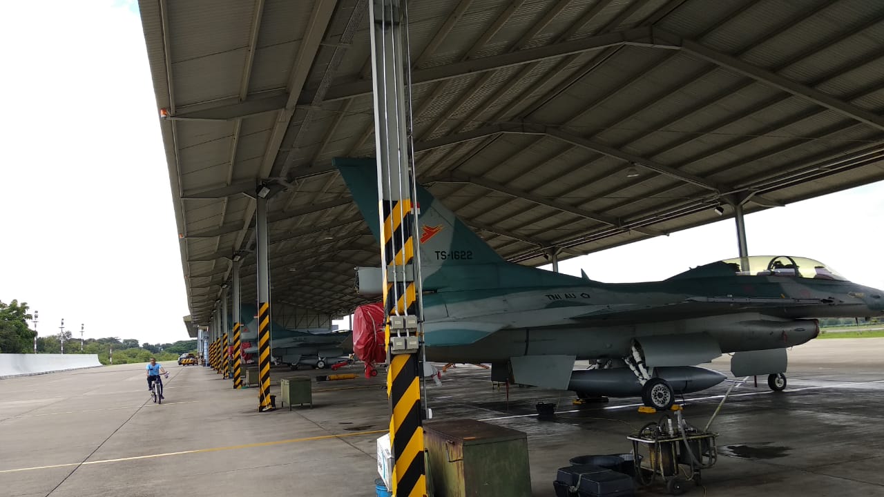 Pekerjaan Renovasi Jetblast dan Shelter Pesawat F-16, Skadron 3, di Lanud Iswahjudi