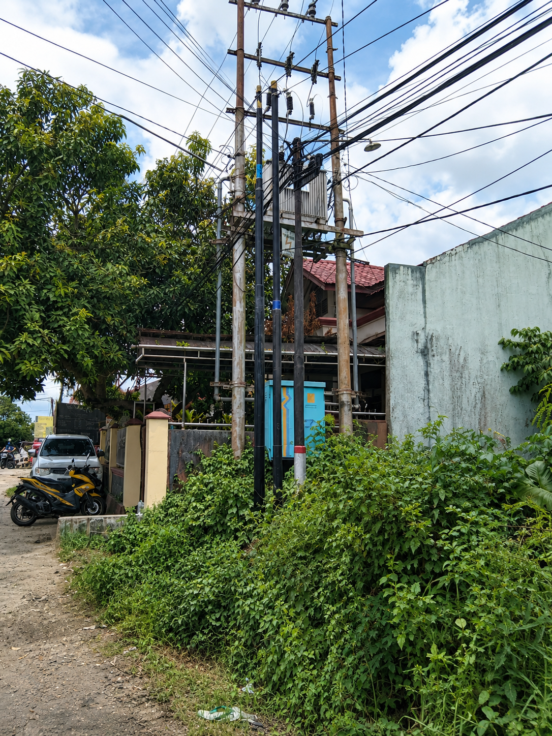 Pemasangan Tiang Jaringan Baru